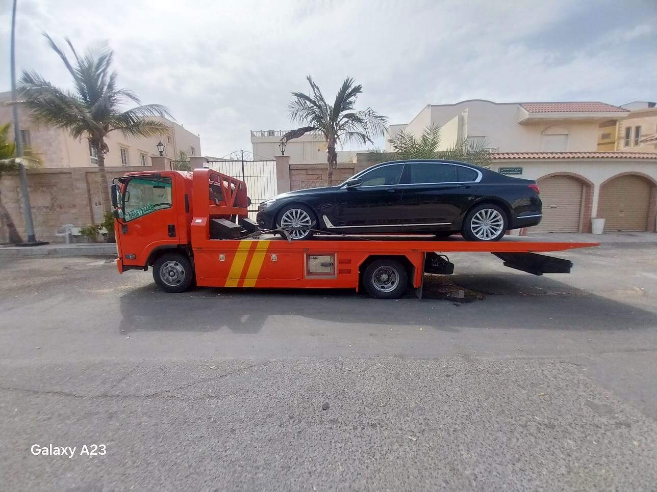 سطحة الشفا - نقل سيارة بي إم دبليو